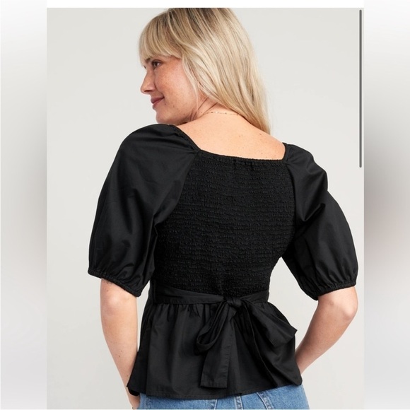 NWOT! Black Puff-Sleeve Smocked Wrap Blouse for Women - Size Small - Picture 3 of 5